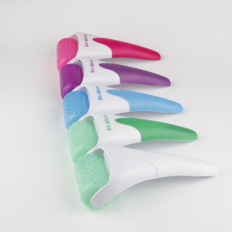Wake Up Your Skin with This Cooling Beauty Roller