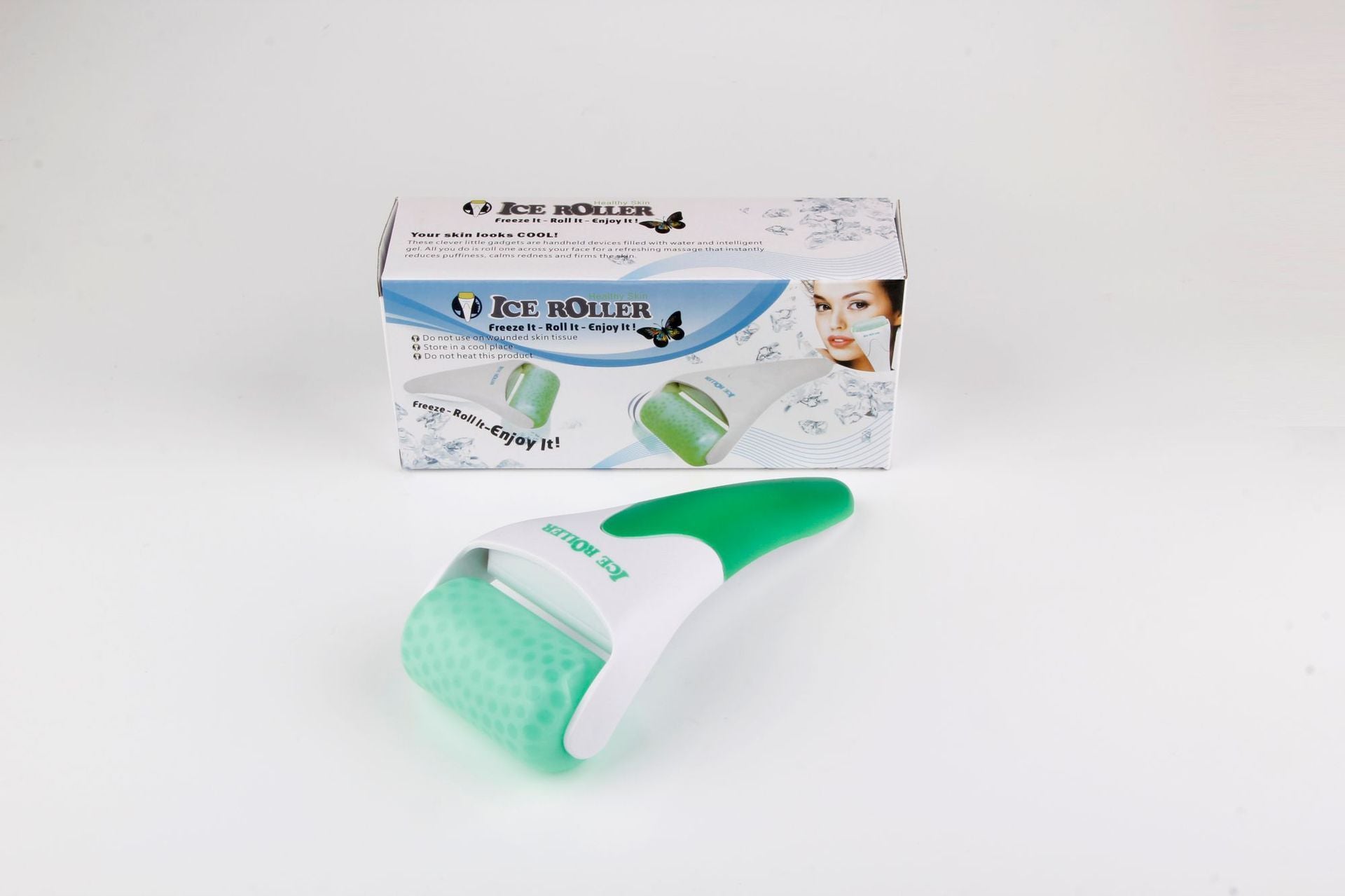 Wake Up Your Skin with This Cooling Beauty Roller